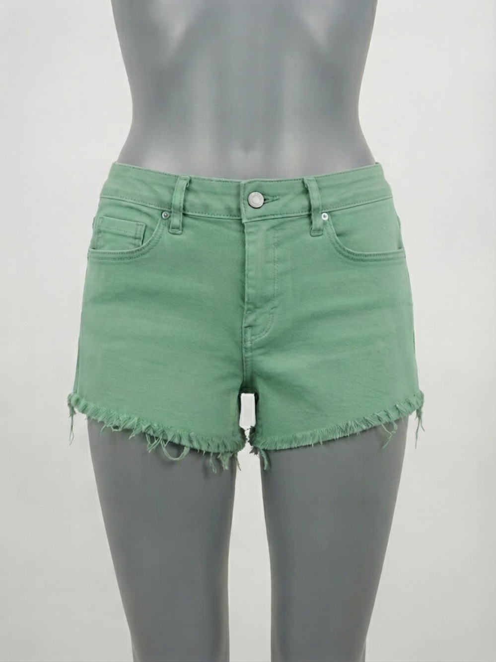 Frayed Hem Mid-Rise Green Denim Shorts 💚💚